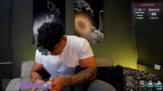 bradley smith online show from March 21, 4:32 pm