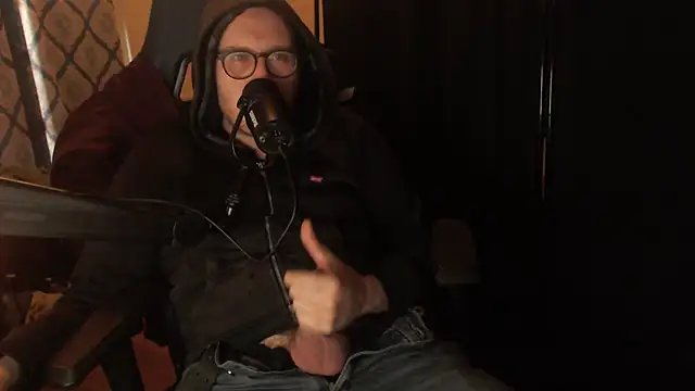 chicostick413 online show from February 17, 8:37 pm