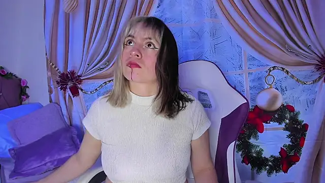 GilaKat online show from December 30, 3:14 am