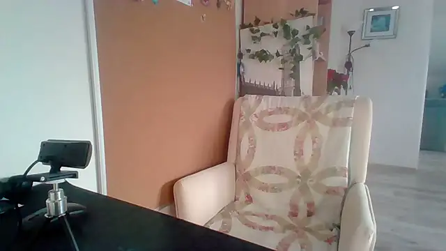 Snapshot of ReifeVenna chatting on December 19, 12:34 pm ReifeVenna online show from December 19, 12:34 pm