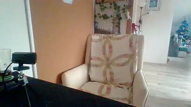 Snapshot of ReifeVenna chatting on December 27, 11:50 am ReifeVenna online show from December 27, 11:50 am