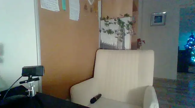 Snapshot of ReifeVenna chatting on January 16, 10:23 pm ReifeVenna online show from January 16, 10:23 pm