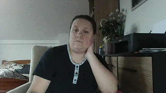 Snapshot of ReifeVenna chatting on November 17, 2:01 pm ReifeVenna online show from November 17, 2:01 pm