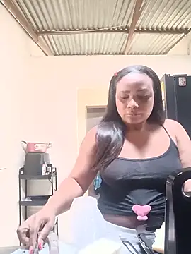 Snapshot of NicolVilla chatting on June 11, 1:53 pm NicolVilla online show from June 11, 1:53 pm