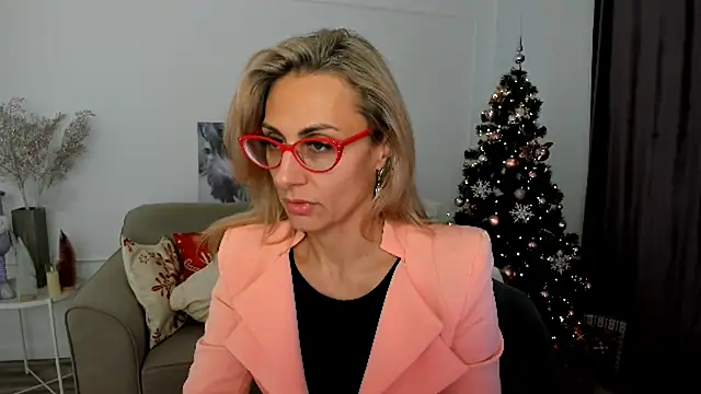 MuseOfStage online show from December 17, 11:38 am