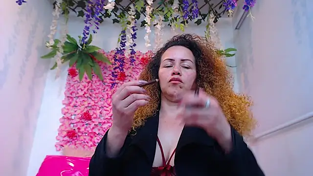 BLONDE SEXYHOT online show from April 16, 7:47 pm