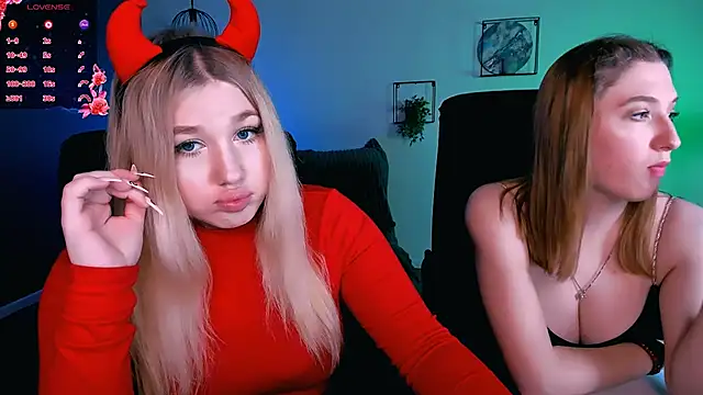 juli kisss online show from February 8, 8:21 pm