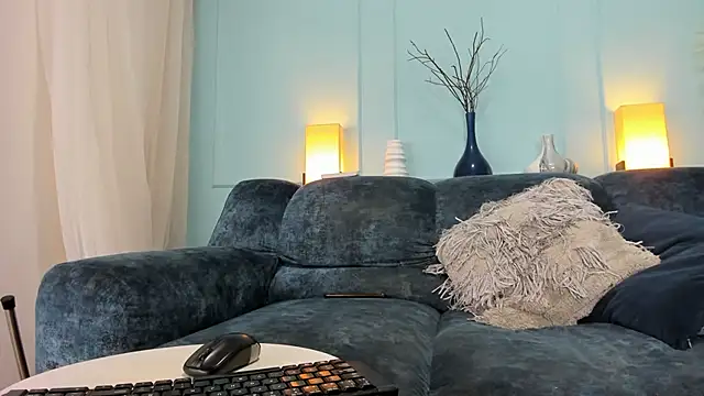 Austin Cardieff online show from February 23, 2:51 am