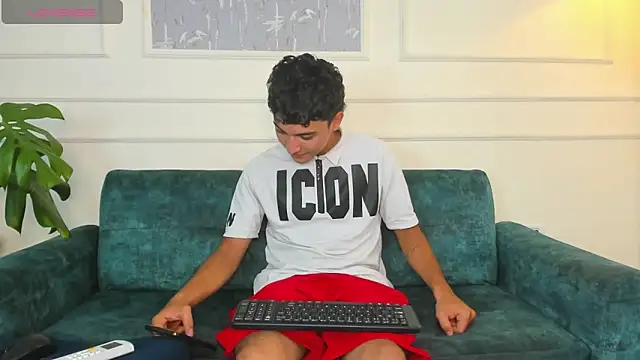 Austin Cardieff online show from March 1, 6:24 am