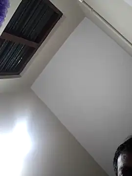 Snapshot of Mrveda66 chatting on December 20, 6:15 pm Mrveda66 online show from December 20, 6:15 pm