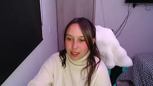 Skarlet Adams28 online show from October 8, 9:23 pm