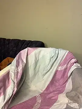 Snapshot of Thyana_LS chatting on April 20, 1:14 pm Thyana LS online show from April 20, 1:14 pm