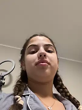 Snapshot of CharleneWoods chatting on December 30, 4:42 am CharleneWoods online show from December 30, 4:42 am