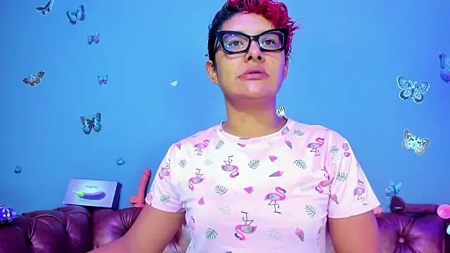 Kaira mosse online show from May 15, 12:01 pm