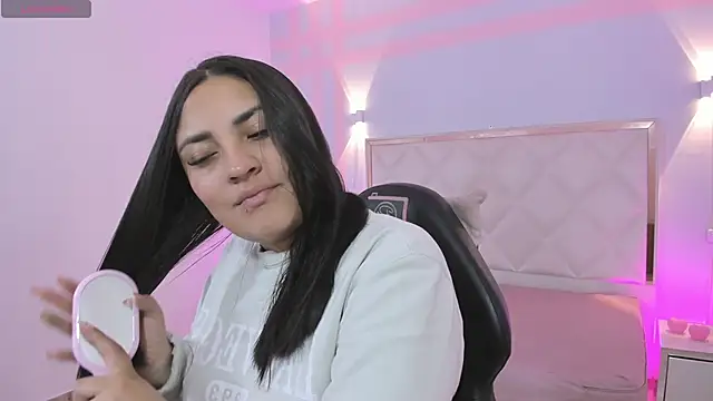 Brendda tay online show from March 31, 3:19 am