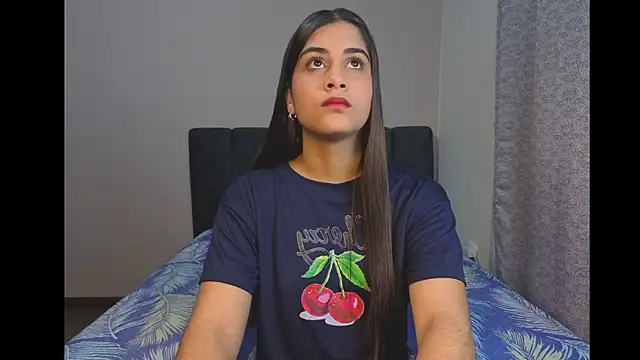 MiaOrtizCam online show from March 5, 6:59 pm