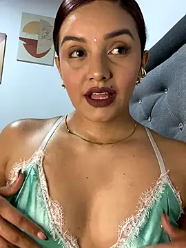 Melanyprada online show from November 16, 4:29 am