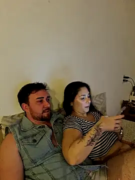 CoelhinhaGostosa online show from April 19, 9:39 pm