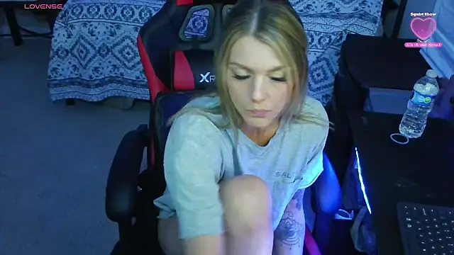 XMeF10 online show from February 11, 7:38 pm