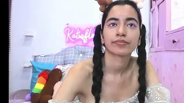 Katiaflex online show from February 6, 2:22 am