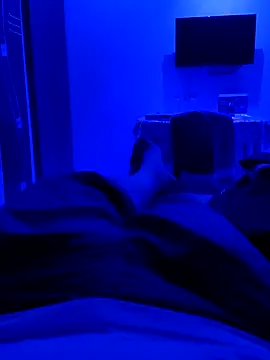 Snapshot of Akhil3290 chatting on January 7, 4:05 pm Akhil3290 online show from January 7, 4:05 pm