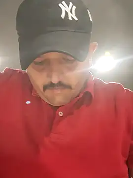 Snapshot of Akhil3290 chatting on February 28, 3:48 pm Akhil3290 online show from February 28, 3:48 pm