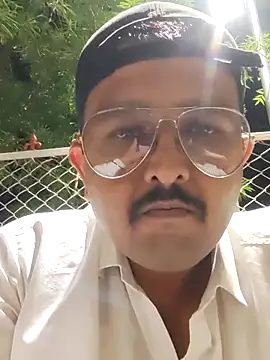 Snapshot of Akhil3290 chatting on November 7, 1:44 pm Akhil3290 online show from November 7, 1:44 pm