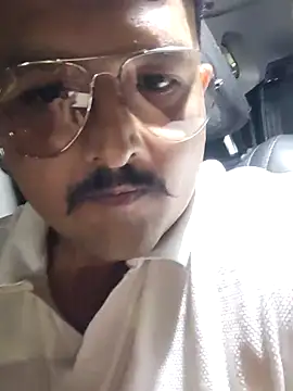 Snapshot of Akhil3290 chatting on February 22, 3:10 pm Akhil3290 online show from February 22, 3:10 pm