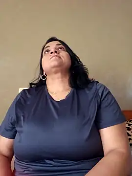 Snapshot of paulinaDiaz1 chatting on October 21, 1:12 pm paulinaDiaz1 online show from October 21, 1:12 pm