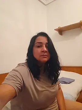 paulinaDiaz1 online show from May 24, 8:14 pm