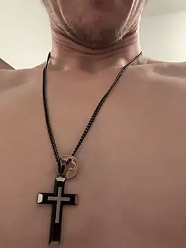 Snapshot of bigdckstud chatting on February 1, 4:35 am bigdckstud online show from February 1, 4:35 am