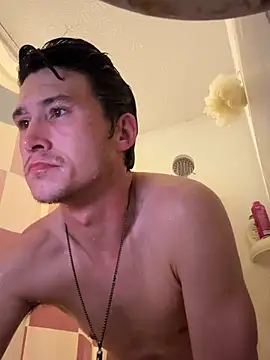 Snapshot of bigdckstud chatting on February 11, 4:06 am bigdckstud online show from February 11, 4:06 am