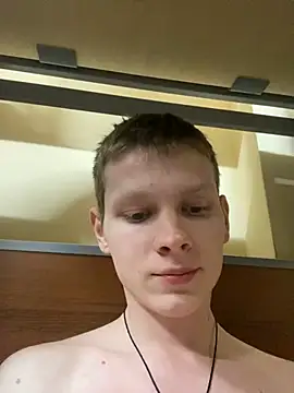 fameboyboo online show from February 1, 6:29 pm