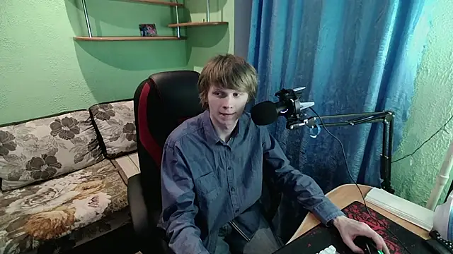 fameboyboo online show from January 16, 5:06 pm