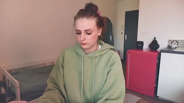 ce leste   online show from January 19, 3:38 pm