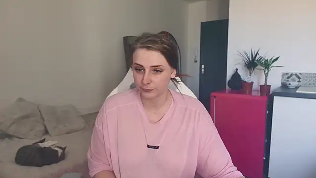 ce leste   online show from March 17, 11:02 am