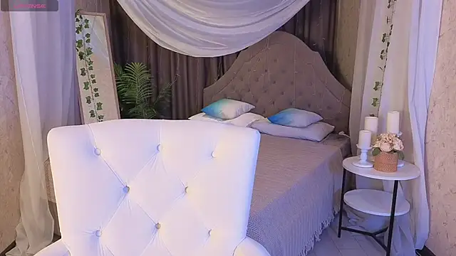 Soo dreamy online show from October 26, 1:22 am