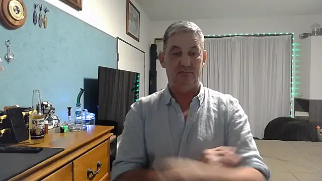 ChunkyMonkey007 online show from December 24, 9:06 am