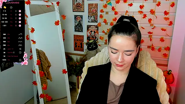 Bella XO online show from October 25, 6:43 am