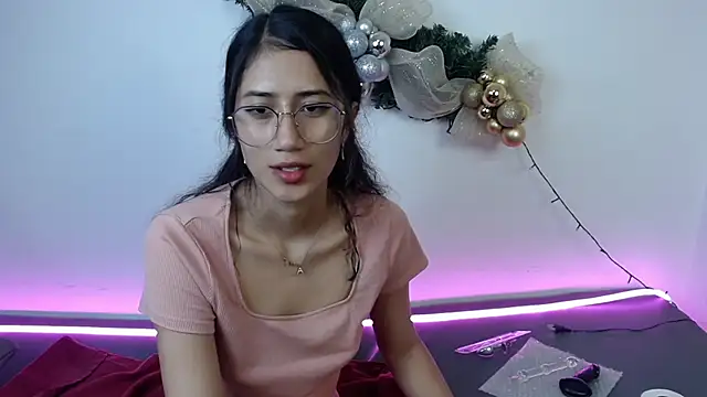 KaitlynLoveCam online show from January 7, 6:16 am