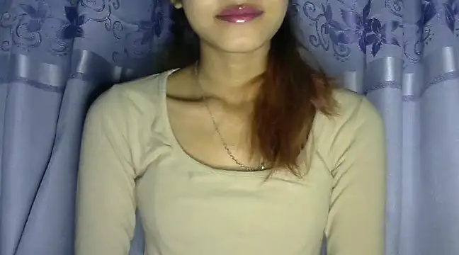 Snapshot of jassi-just18 chatting on December 12, 3:48 pm jassi-just18 online show from December 12, 3:48 pm