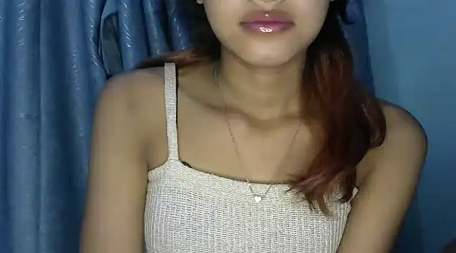 Snapshot of jassi-just18 chatting on December 19, 6:34 pm jassi-just18 online show from December 19, 6:34 pm
