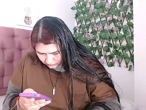 Snapshot of _69HONRY chatting on November 20, 1:00 pm 69HONRY online show from November 20, 1:00 pm