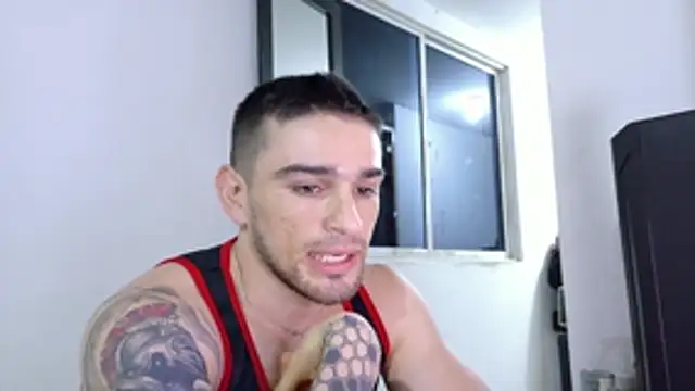 Sexy Alejandro  online show from December 1, 3:00 am