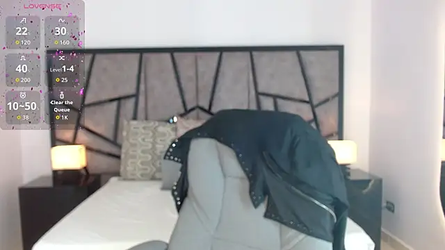 Snapshot of adhara_cortez chatting on November 13, 7:46 pm adhara cortez online show from November 13, 7:46 pm