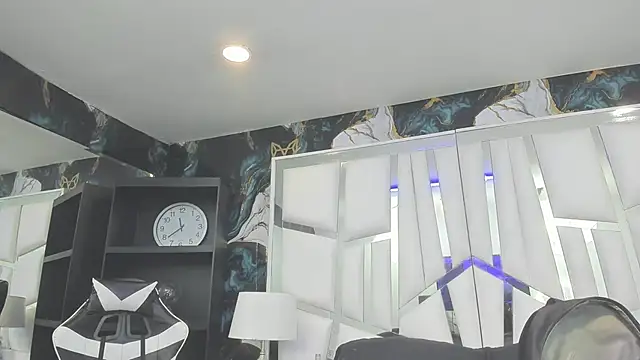 rave connor online show from March 21, 7:17 pm