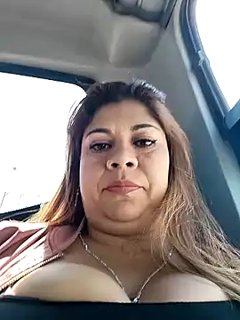 Snapshot of Laura-Hernandez chatting on January 18, 4:10 pm Laura-Hernandez online show from January 18, 4:10 pm