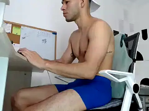 Snapshot of Carringtonhot chatting on January 20, 12:49 pm Carringtonhot online show from January 20, 12:49 pm