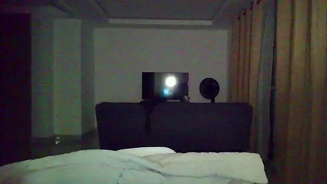 Kiri Cutee online show from December 4, 4:33 am