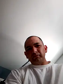 Snapshot of NewKing100 chatting on February 11, 4:56 pm NewKing100 online show from February 11, 4:56 pm